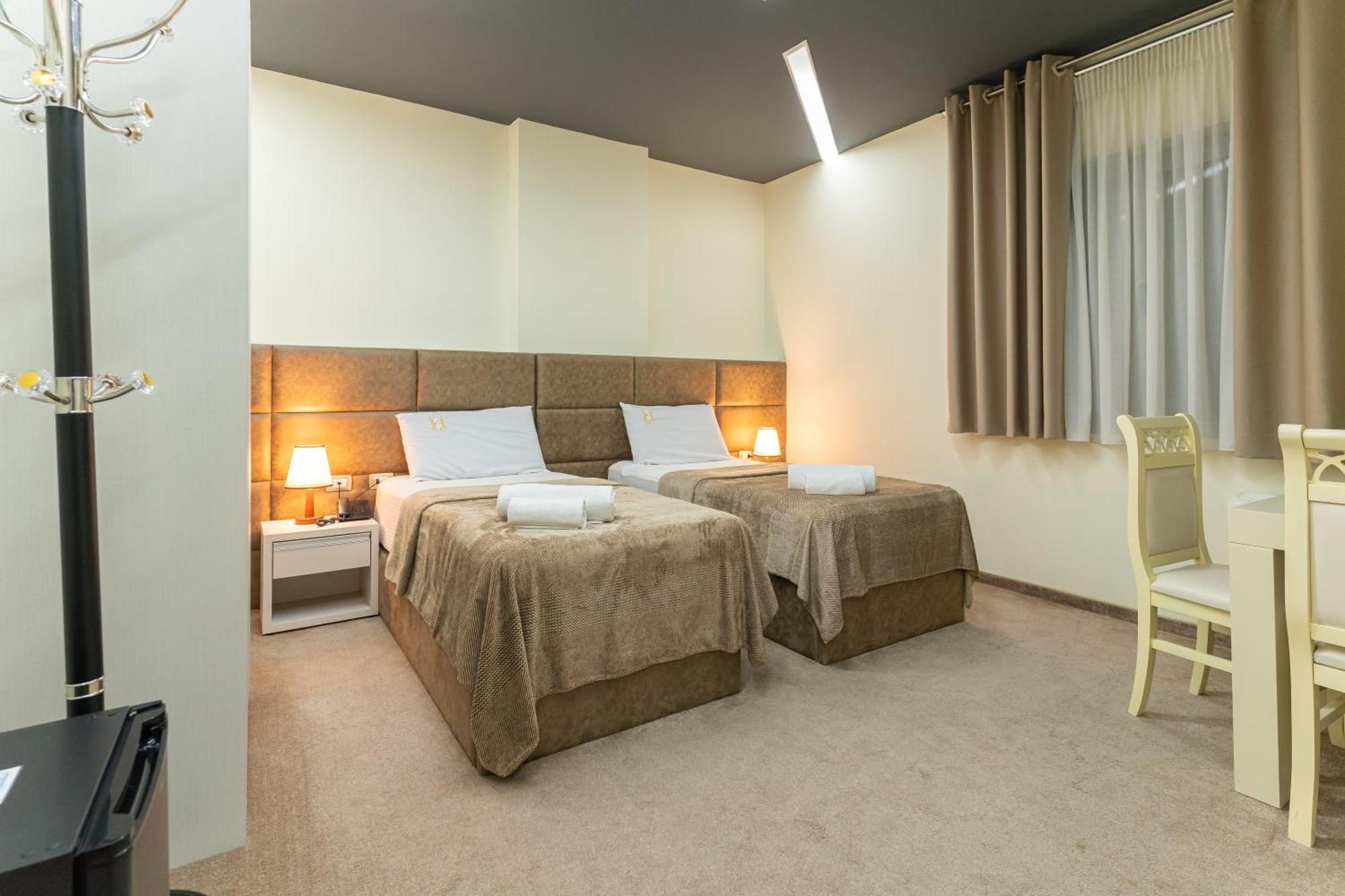 Alko Hotel Shkoder Luaran gambar