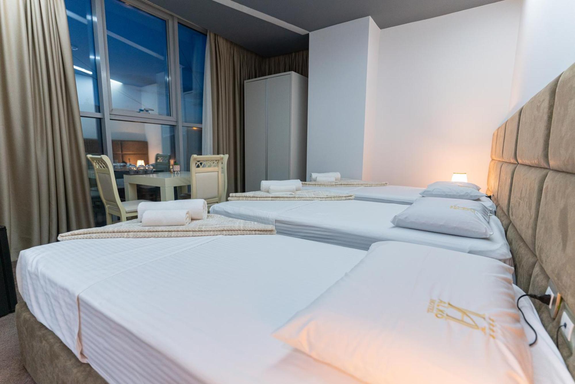 Alko Hotel Shkoder Luaran gambar
