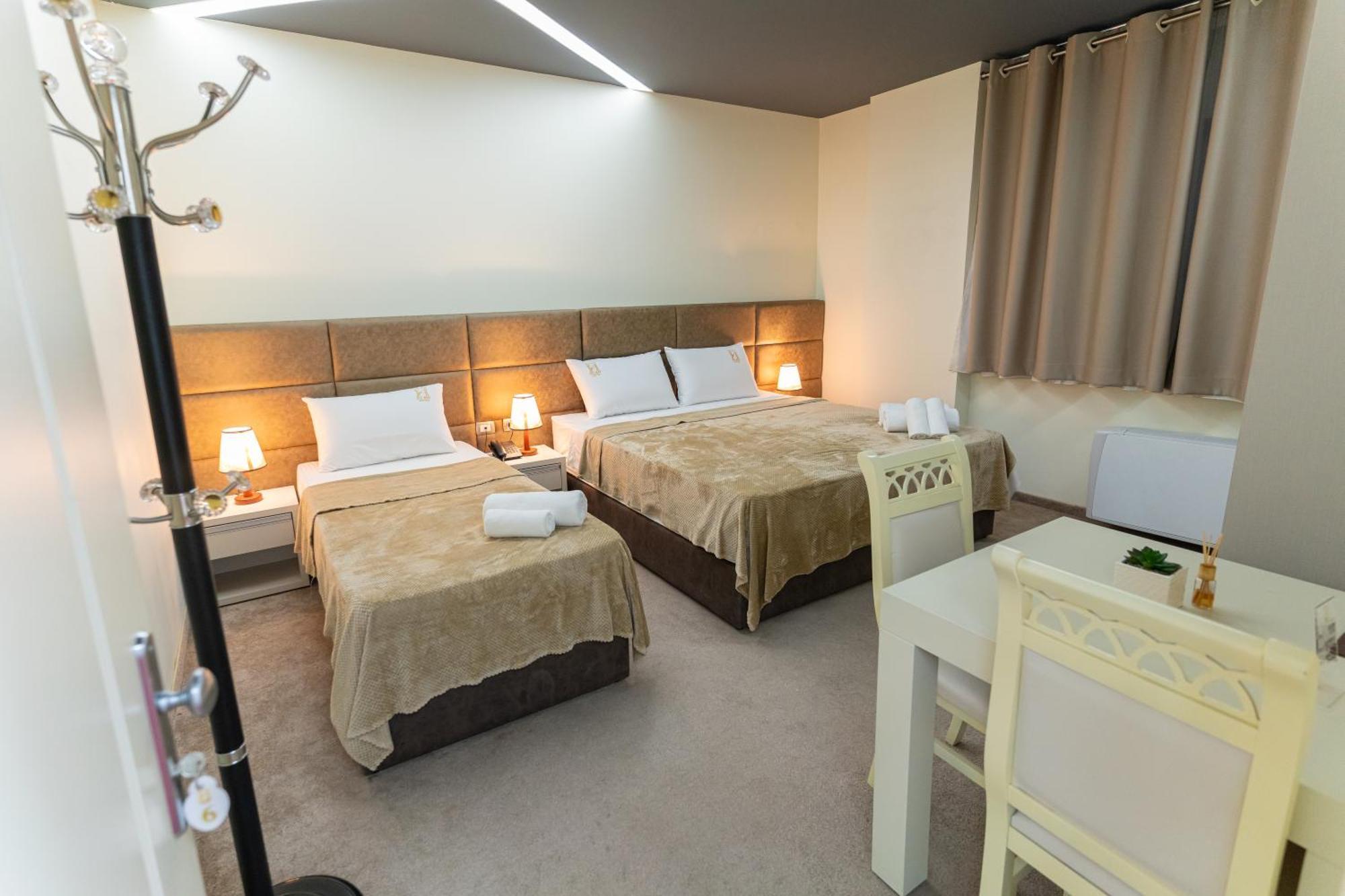 Alko Hotel Shkoder Luaran gambar