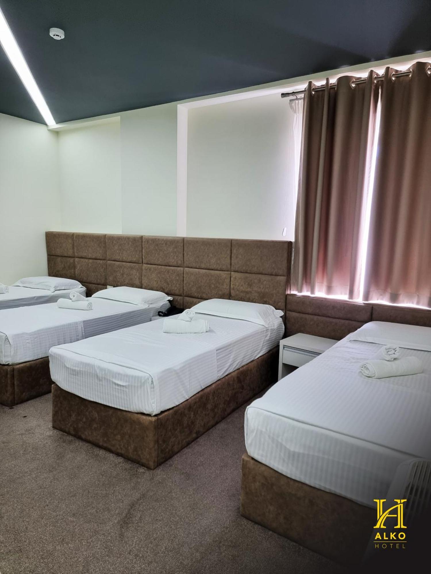 Alko Hotel Shkoder Luaran gambar