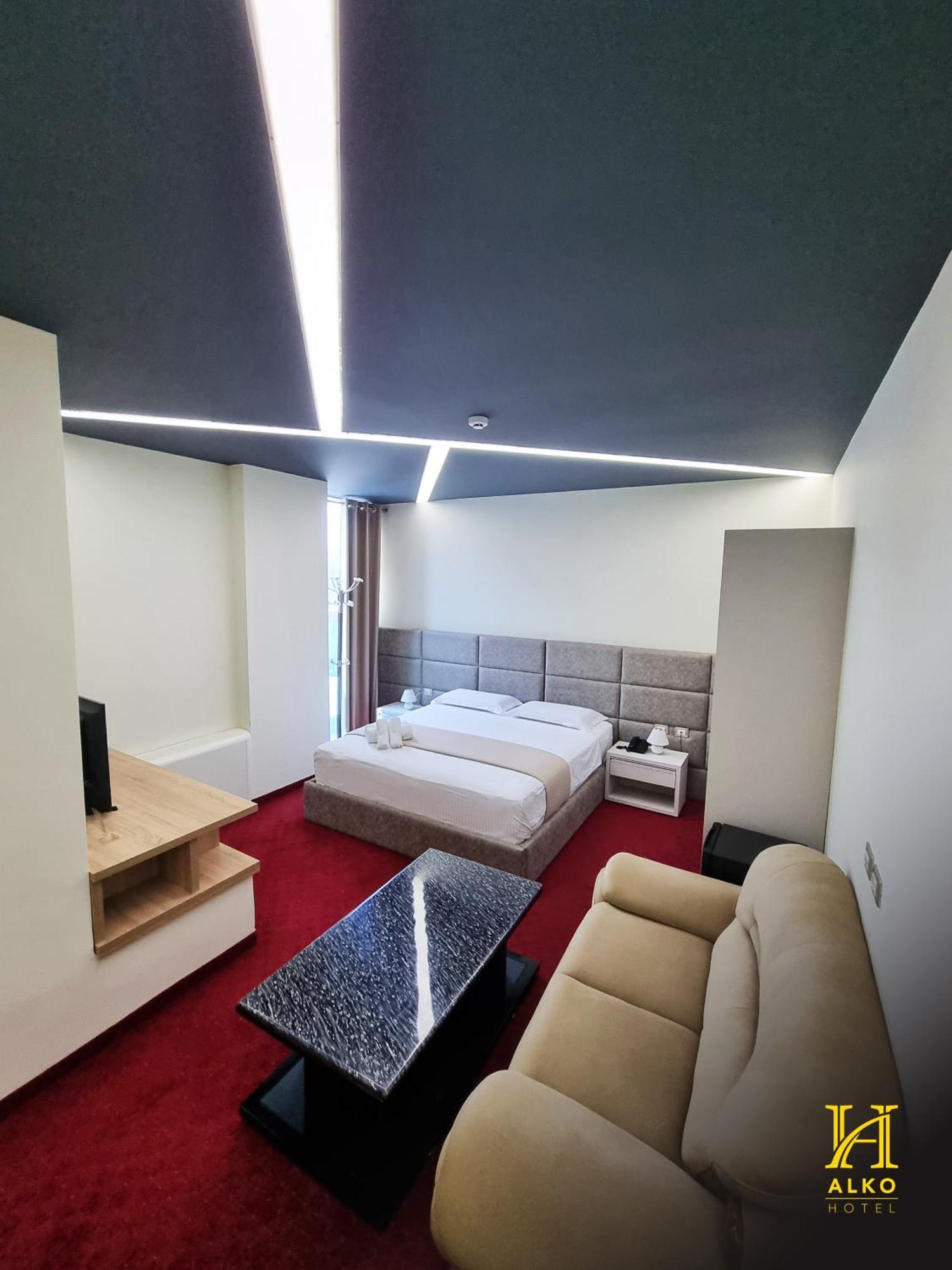 Alko Hotel Shkoder Luaran gambar